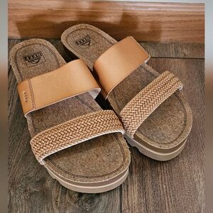 Reef Cushion Vista Hi Sandals Size 9 Faux Leather Braided Slide
